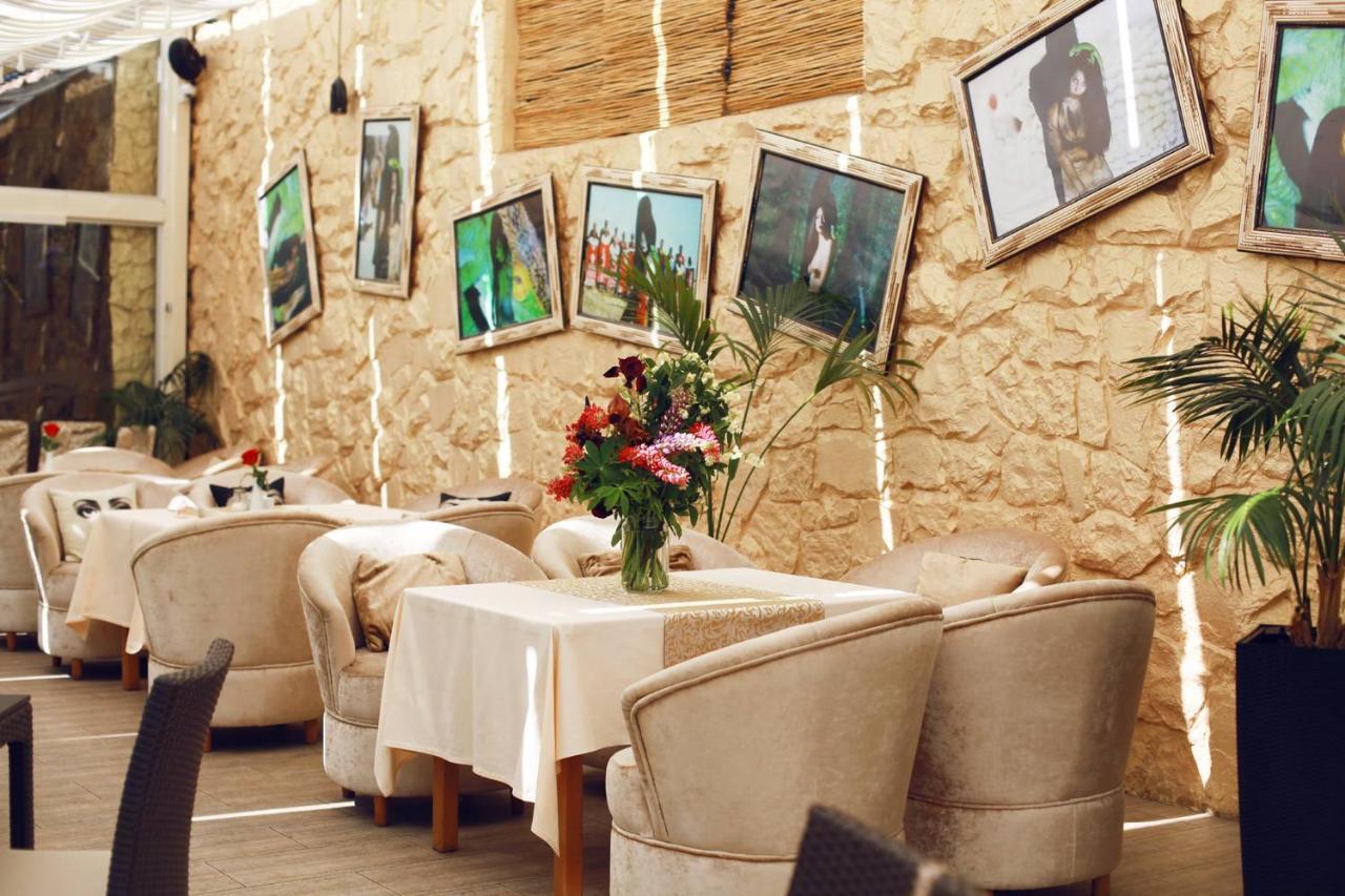 Nadiya Hotel Ivano-Frankivsk Instalações foto